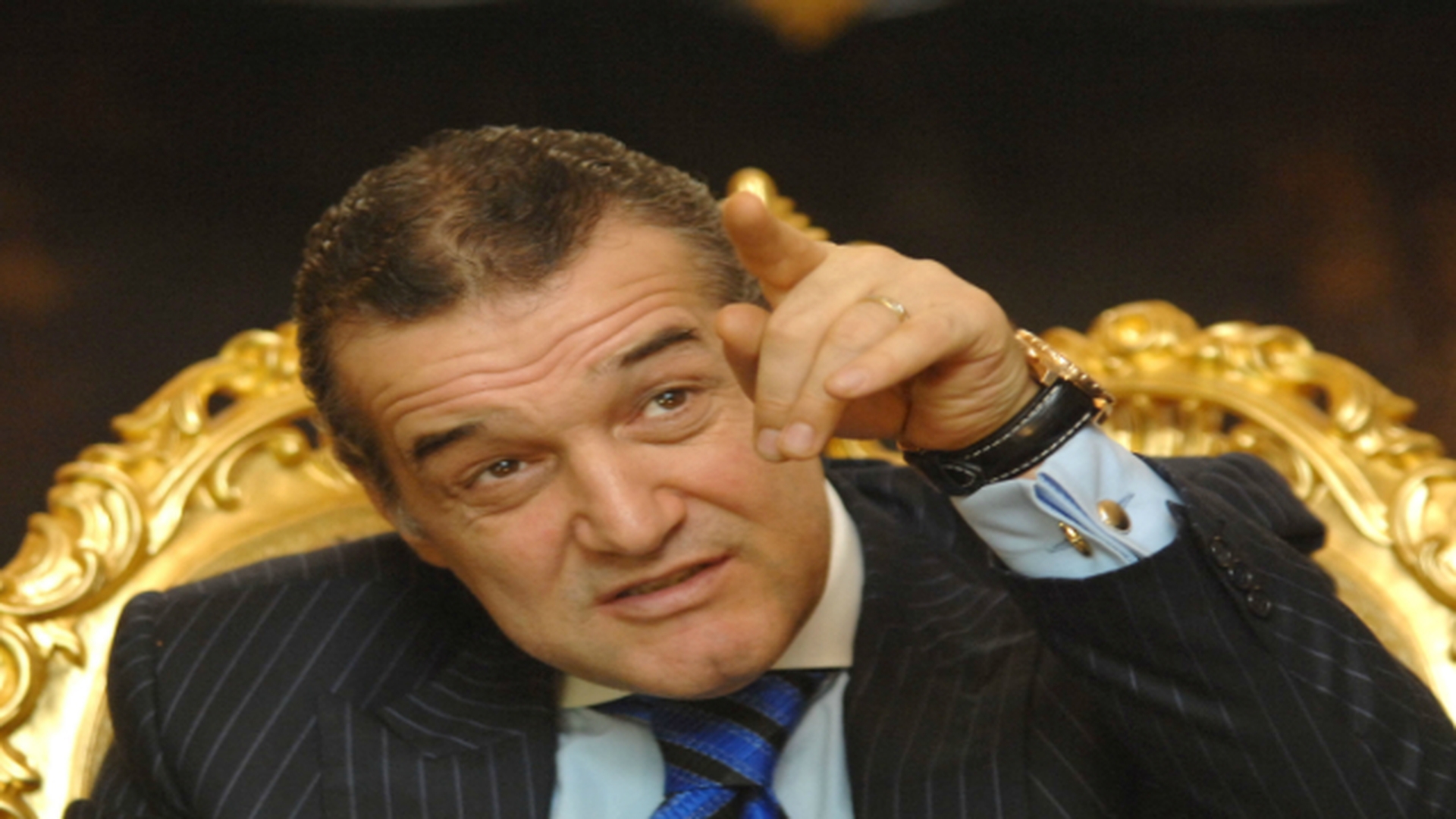 Cum a aparut Gigi Becali, in ziua de Florii, alaturi de sotia sa! Au mers la biserica si...