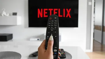 Toată lumea a dat năvală pe Netflix, după ce platforma de streaming a anunțat că a început sezonul 3. Este, fără dubii, serialul momentului în lume