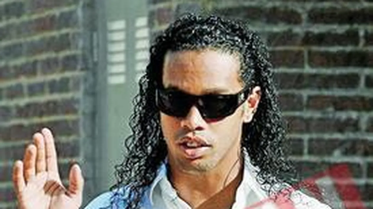 Detaliile venirii lui Ronaldinho la Milan