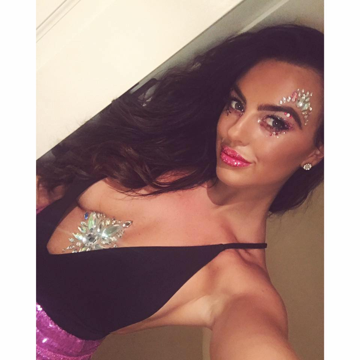 Scandal sexual în showbizul din Marea Britanie! Mai multe vedete, ofertate de bărbați celebri și șeici să facă amor pe bani. Ce a pățit o artistă care a acceptat propunerea pentru aproape 12.000 €