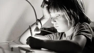 Scrisoarea care a emoţionat până la lacrimi! Un copil de 12 ani, bolnav de diabet a făcut un gest impresionant pentru un alt copil sărac