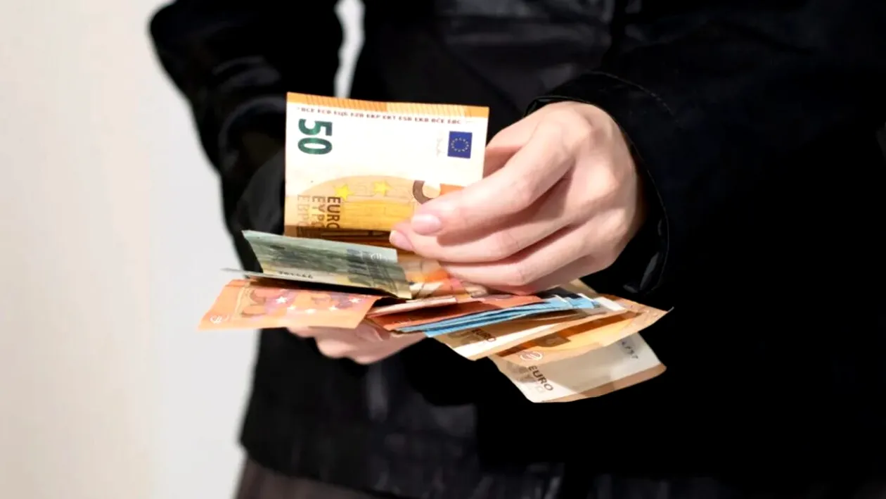 Salariu de 3.000 de euro pe lună pentru cei care vor să lucreze în Antarctica. Se recrutează noi angajați