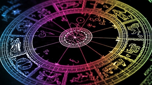 Horoscop 8 Ianuarie. Lei semneaza un contract nou, Sagetatorii au parte de o intalnire surpriza