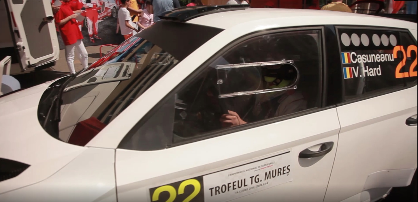 Costel Cășuneanu Jr. a făcut accident pe pistă, în cadrul Campionatului Național de Super Rally. El a obținut primul loc la general