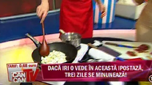 Monica, mai tare ca toti de la MasterChef! A gatit mancare chinezeasca in direct - Vezi cum a taiat ceapa si cum a pregatit taiteii