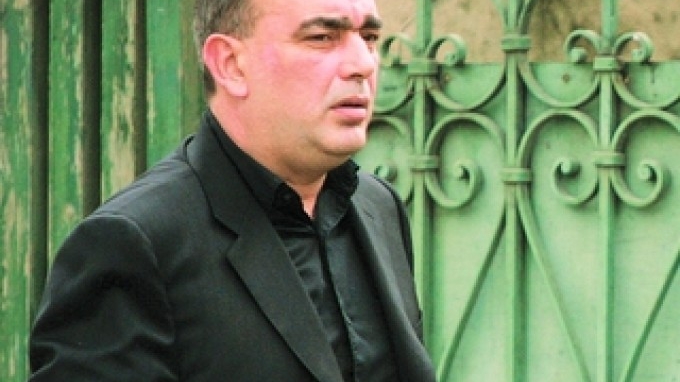Gigi Neţoiu, implicat in moartea unei bătrâne! Şoferul lui a accidentat-o mortal şi a fugit de la faţa locului. Reactia lui soc!