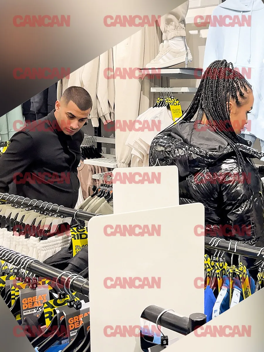 Gheboasă se transformă total când merge la cumpărături cu "soția"