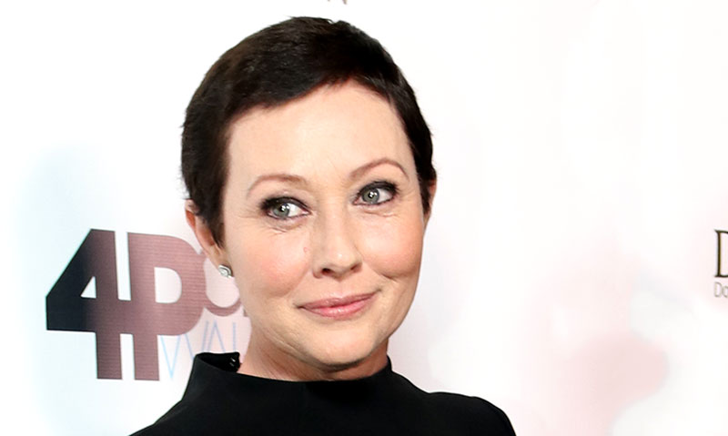 După mastectomie, acum Shannen Doherty a trecut printr-o intervenție de reconstrucție a sânilor