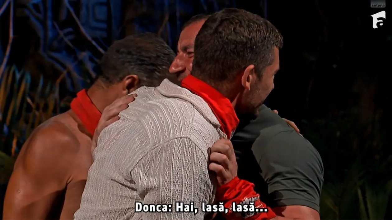Ce i-a șoptit Marian Godină la ureche descalificatului Călin Donca, în timp ce își lua rămas bun în consiliul tribal de la Survivor: Chiar ne..