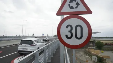 Fleximan, distrugătorul de radare din Italia. Polițiștii, în căutarea lui