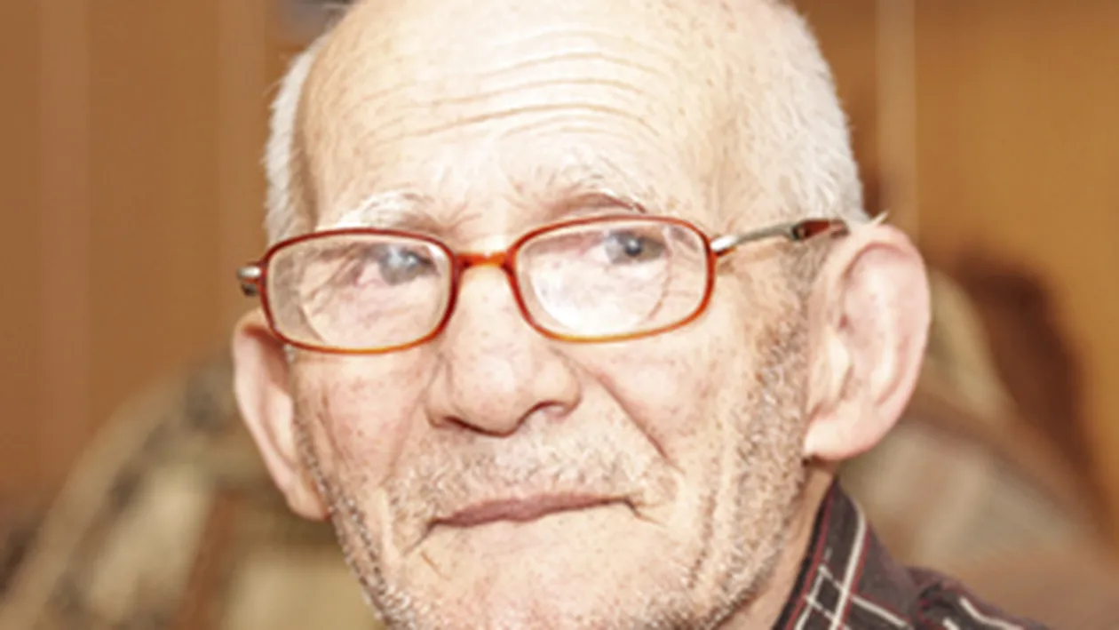 Un azil din Prahova a fost inchis pentru ca ingrijitorii le dadeau alcool batranilor si le injectau calmante