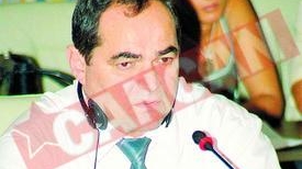 "Te-au ajuns blestemele mele, Mihai!"