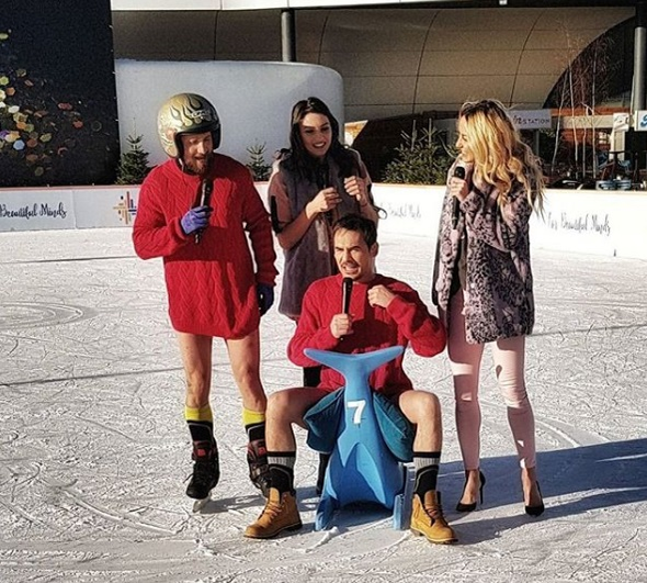 Cine îi va înlocui pe Răzvan Simion și Dani Oțil la matinalul de la Antena 1. Anunțul a fost făcut în direct la TV
