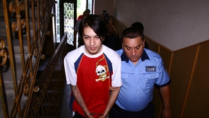 “Ucigasul emo” de la Hunedoara are tatuata pe corp propria viziune asupra lumii: cerul senin si iadul dezlantuit!