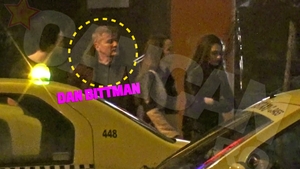Recidiva lui Dan Bittman! Dupa ce a inselat-o pe mama copiilor cu un stomatolog, a calcat din nou stramb! La iesirea din club...