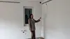 Ce a pățit o femeie, după ce și-a închiriat casa unui cuplu. Alarmată că nu răspund la telefon, le-a făcut o vizită. A găsit locuința goală (chiar și toaleta a dispărut) și un filmuleț lăsat de chiriași. Ce mesaj îi transmiteau