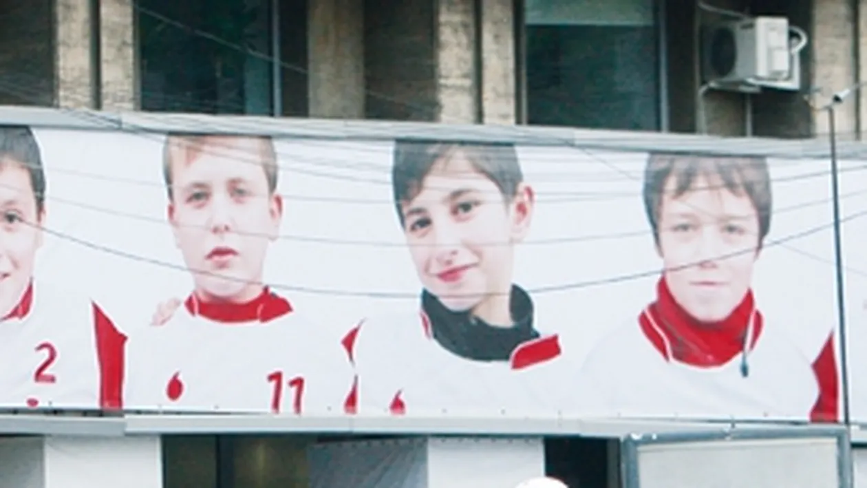 Sorin de la Akcent se protejeaza ca la carte