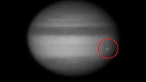 Un asteroid a lovit planeta Jupiter