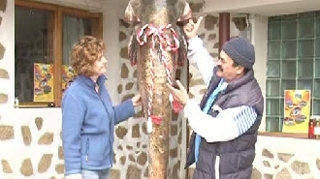 Un pescar amator din judetul Mehedinti a prins un somn de 105 kilograme!