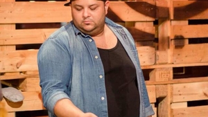Cu ea împarte bucătăria Petrică Tambac. Cum arată soţia ”băşcăliosului” de la Masterchef!