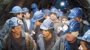 Mineri daţi dispăruţi, după o surpare masivă de teren la mina Lupeni