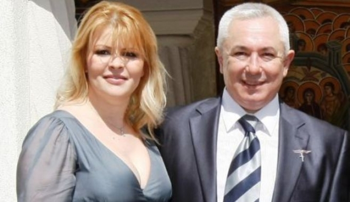 Sanda Ladosi este acuzată de sprijinirea unui grup infracţional organizat