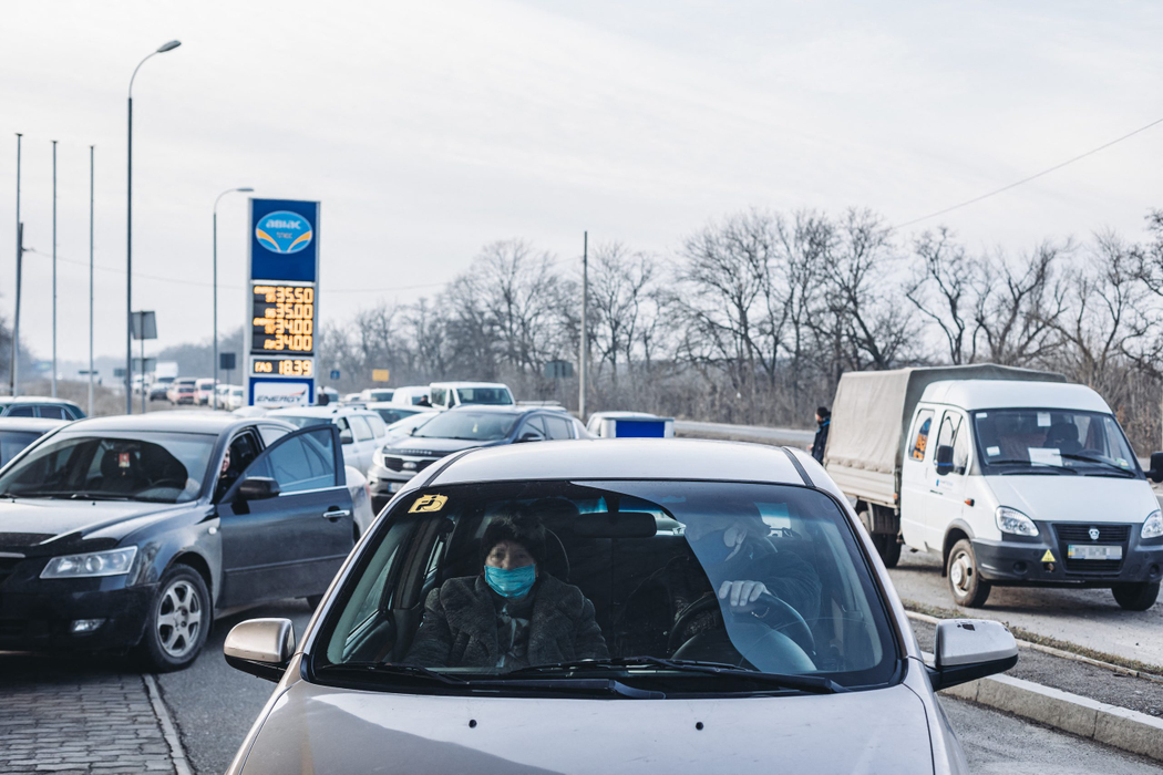 Populația ucraineană se mută în locuri mai sigure după mai multe explozii în diferite orașe. (Sursa foto: hepta.ro)