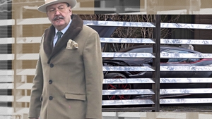 Ce face Nicorescu cu bolizii de sute de mii de euro pe care îi deține. Nea Dan Milionaru’ își ”lucrează” Ferrari-ul chiar pe Herăstrău!
