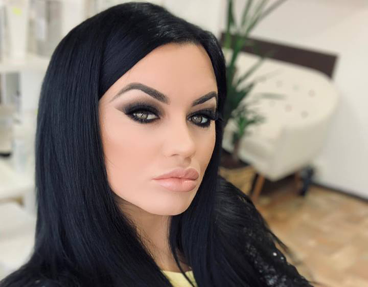 Câte clase are Carmen de la Sălciua! Puțini știu acest detaliu despre artistă