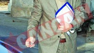 Iacov a fost acuzat ca a garantat cu cecuri fara acoperire