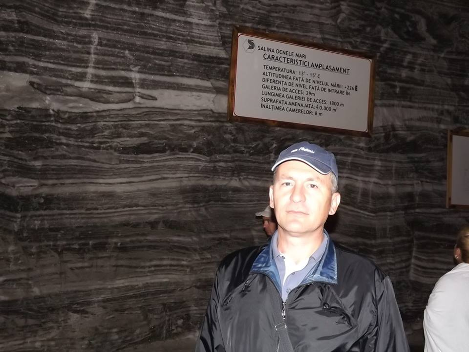 Povestea elevei care şi-a scos virginitatea la licitaţie în Anglia! A copilărit în ”ghetou” şi a intrat la liceu cu nota… 9,50!