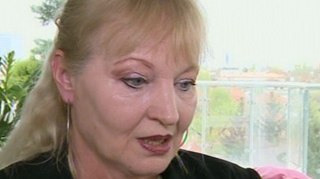 Drama din familia Valentinei Pelinel! Mama ei si-a provocat singura un avort, nestiind ca era insarcinata cu gemeni! A ramas cu unul dintre copii!