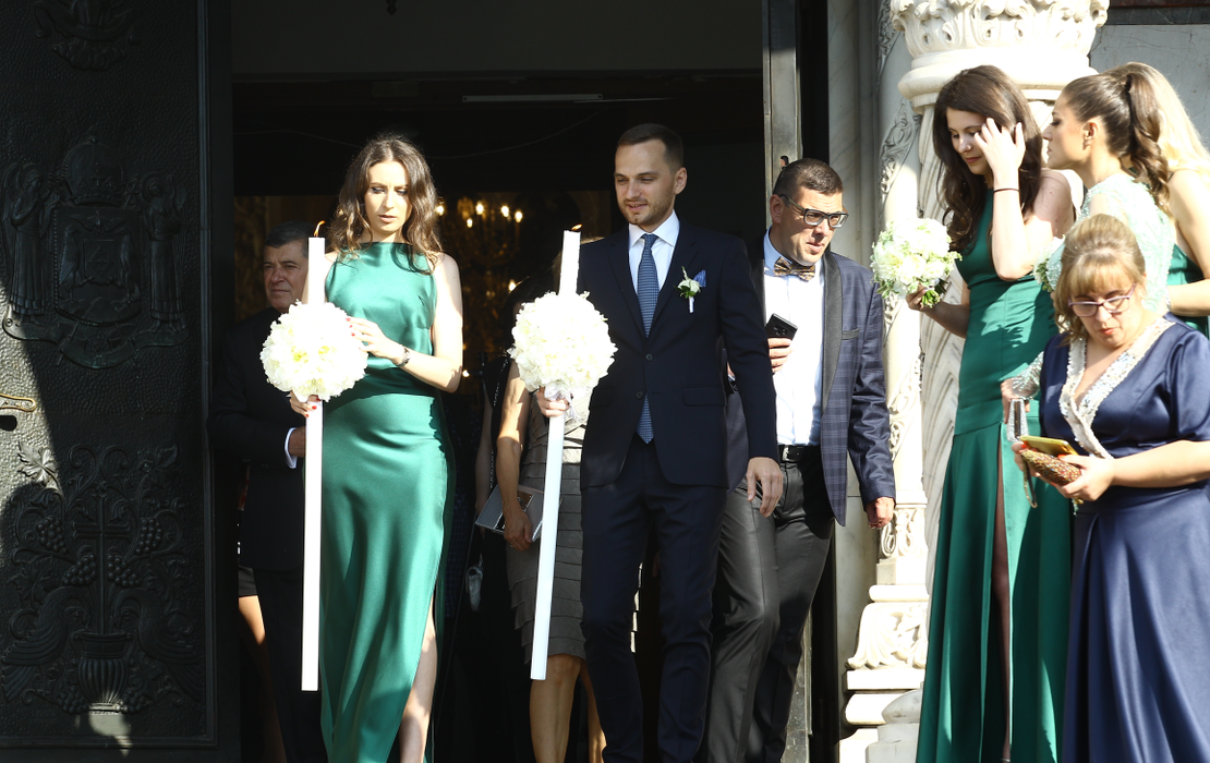 Cununie mare la Mănăstirea Cașin! A urmat nunta regală între Alexandros și Roxana