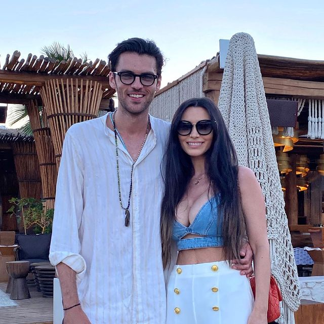 Lili și Siviu în vacanță, după ce au devenit părinți