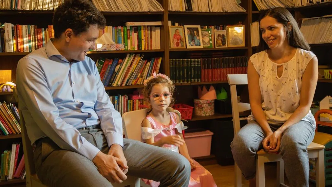 Povestea neromanțată a relației dintre Mirabela și Nicușor Dan: „M-a învățat iubirea necondiționată”