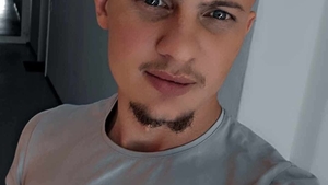 Sătenii din Vaslui au început să strângă bani pentru înmormântarea lui Lucian, tânărul ucis de adolescentul de 16 ani