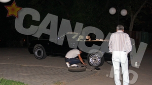 Ce se intampla cand te lasa...jucaria! Topul celor mai penibile situatii in care au fost filmati milionarii nostri in plina strada