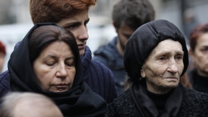 Familia lui Serban Ionescu se reuneste de Craciun! Magda petrece sarbatorile cu Carol si cu soacra ei!