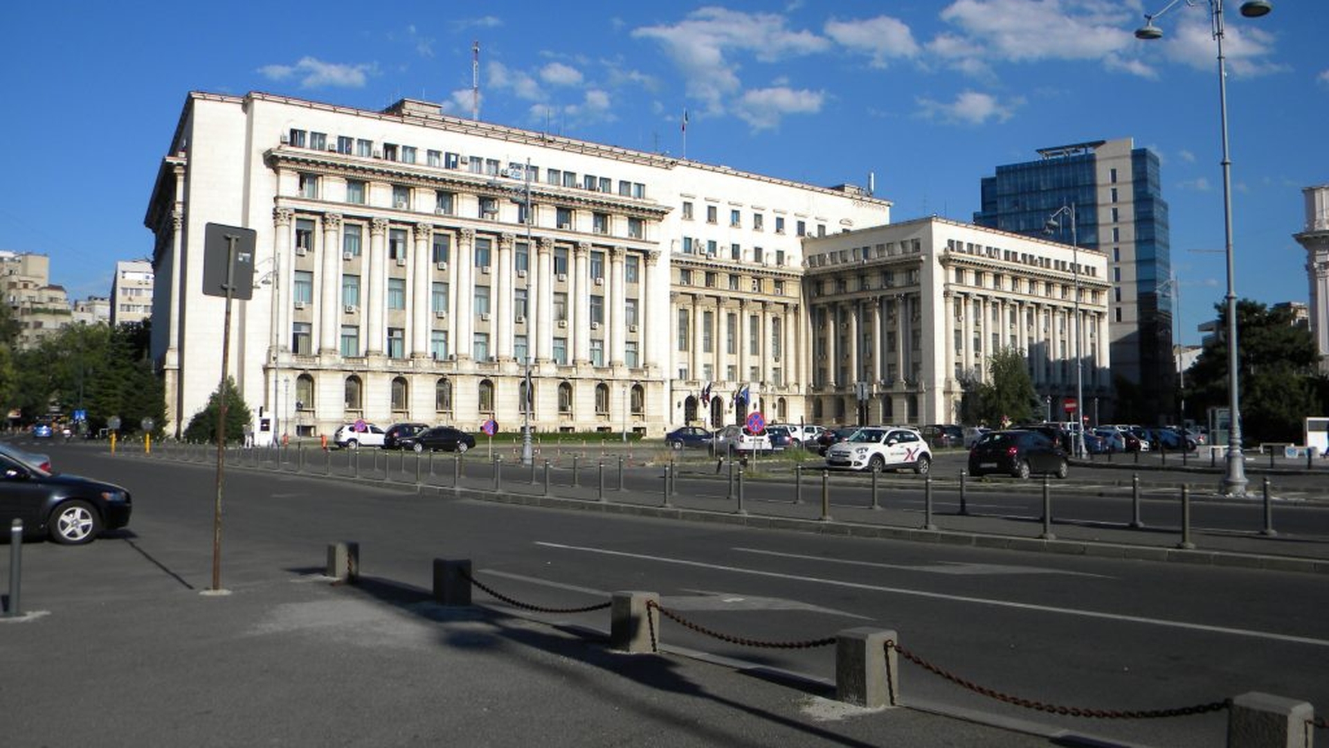 Replica MAI pentru un român interesat de drogurile de pe litoral i-a lăsat mască pe toți