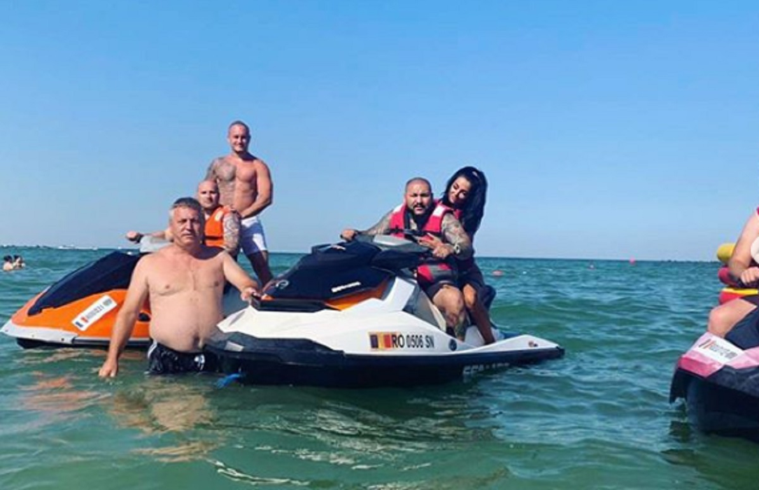 Dai Mocanu a dus-o la mare pe Larisa Munteanu
