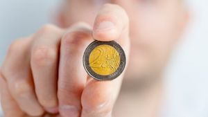 Curs valutar vineri, 9 iulie 2021. Euro a atins un nou maxim istoric
