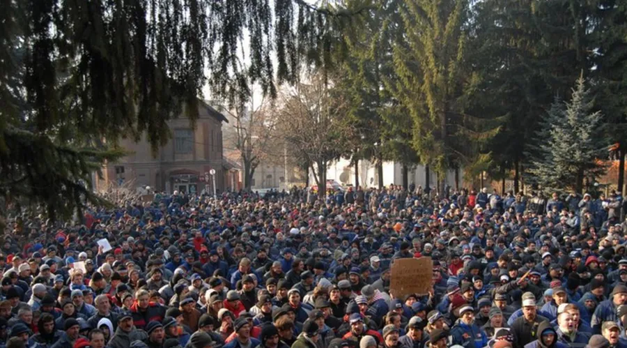 Minerii nemulțumiți vin la București