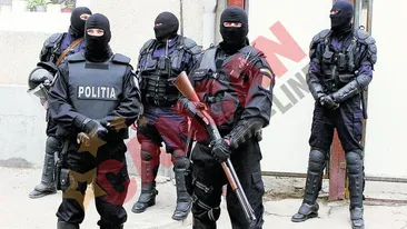 In cautarea lui Nutulica Camataru, mascatii i-au distrus casa unui afacerist