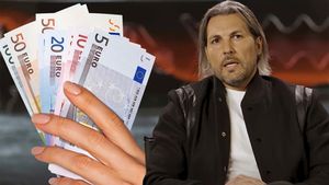 Am aflat ce salariu lunar primește Adi Vasile de la Antena 1, pentru a prezenta Survivor 2026