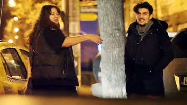 Rita ia masa doar asistata de un bucatar profesionist si, pe deasupra, celebru. Vezi aici cine o insoteste la cina