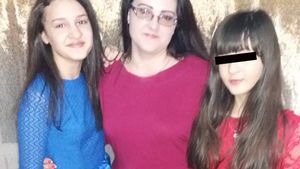 Izabela a împlinit 14 ani! Am găsit-o pe fetiţa care a invitat toată România la ziua ei!