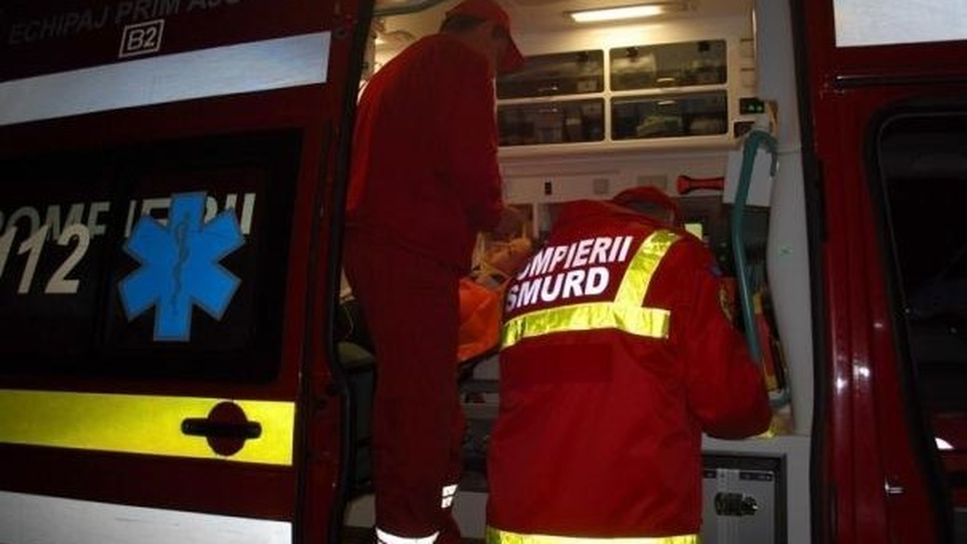 TRAGEDIE! Un bebeluş din judeţul Botoşani este în stare gravă după ce a căzut într-o oală cu apă fierbinte