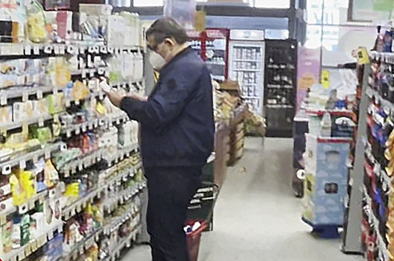 Gabriel Mutu, la o sesiune intensă de shopping