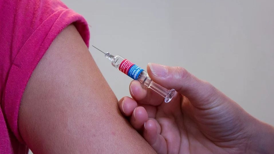 Anunțul făcut de Sorin Cîmpeanu, ministrul Sănătății: câți tineri între 16 și 18 ani s-au vaccinat! Cifre în premieră