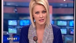 Viata secreta de dinainte de casatorie a unei blonde celebre! Depresiva, se vedea atat de grasa, incat statea incuiata in casa!